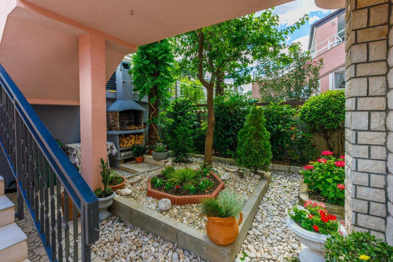 Apartments Hana Crikvenica Exterior photo